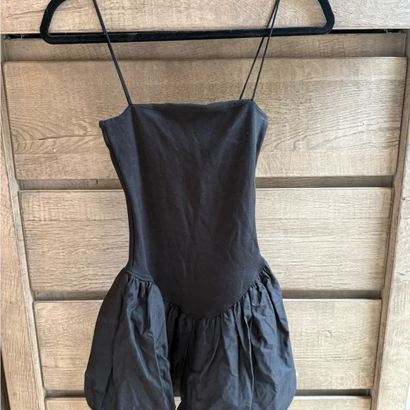 Zara Black Poplin Balloon Spaghetti Strap Dress - Picture 2 of 2